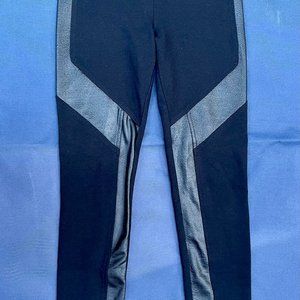 BCBGMAXAZRIA - Faux Leather Panel Leggings - Size XS